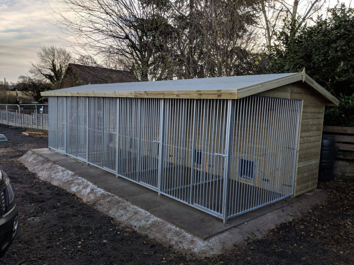 33 X 8 ft Five Bay Dog Kennel Doghealth
