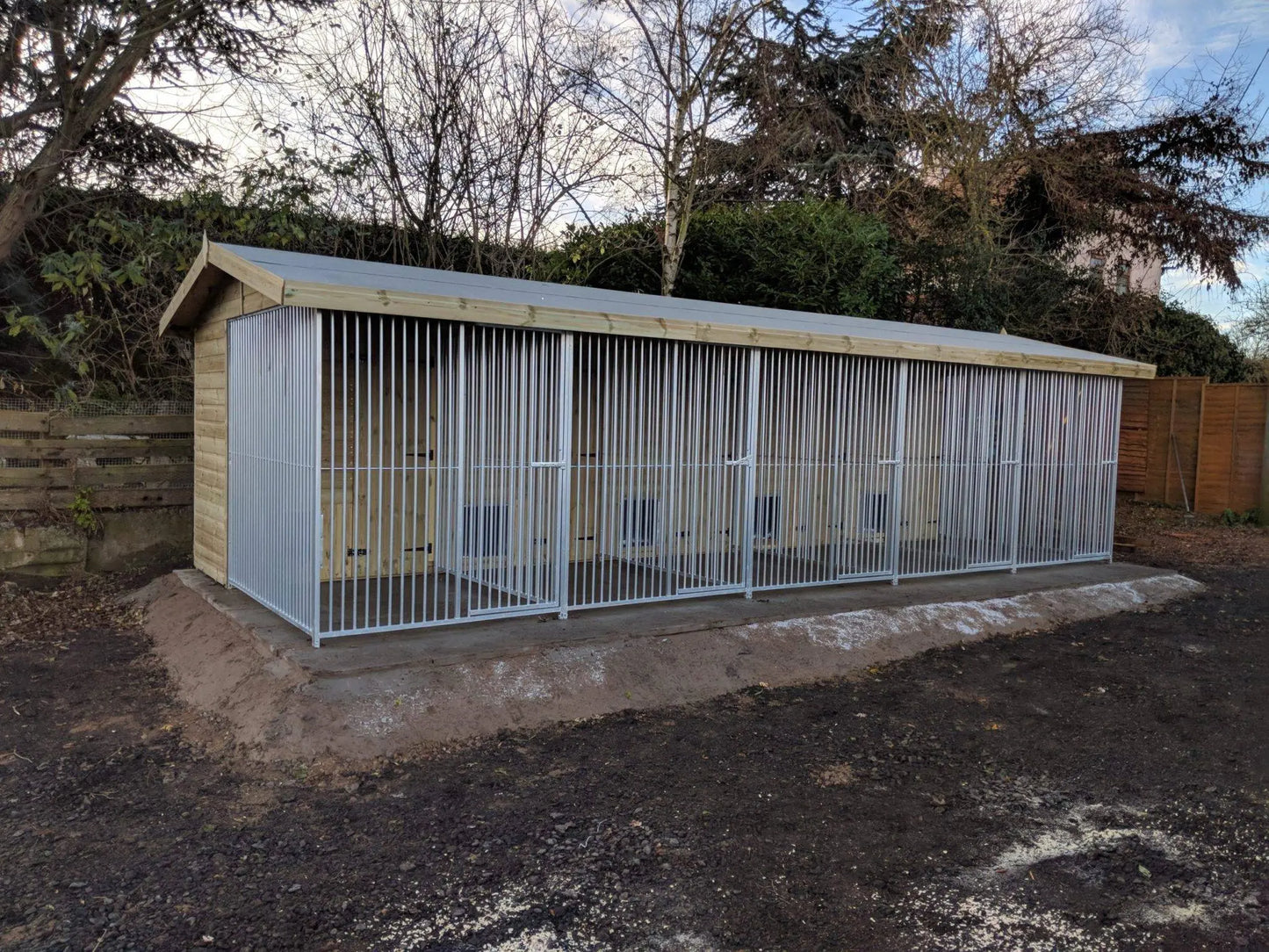 33 X 8 ft Five Bay Dog Kennel Doghealth