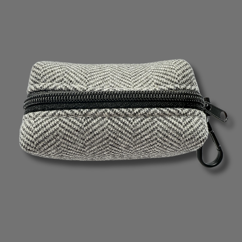 Noir Luxe Poo Bag Holder