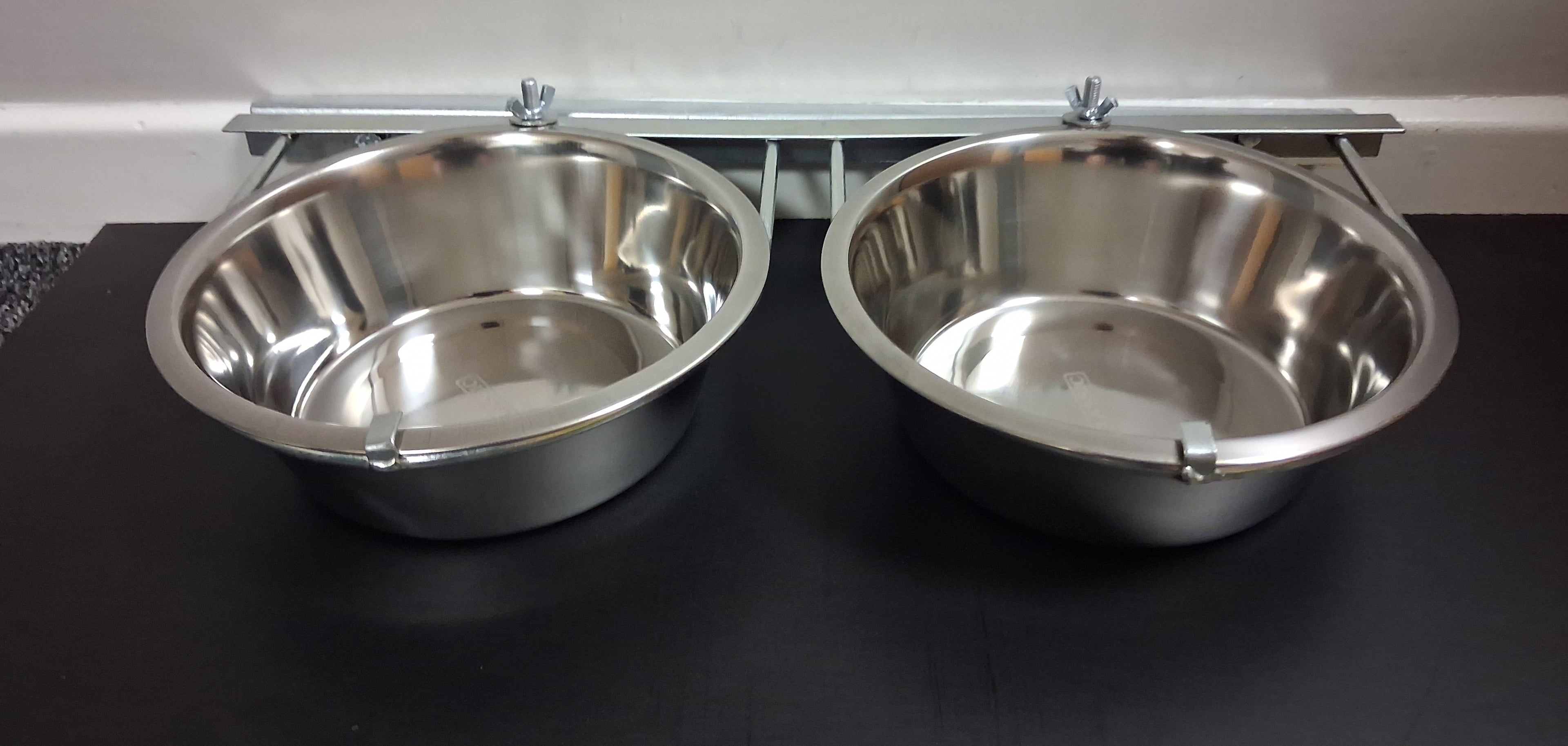 Dog Bowl Galvanised Bowl Holders with Bowls
