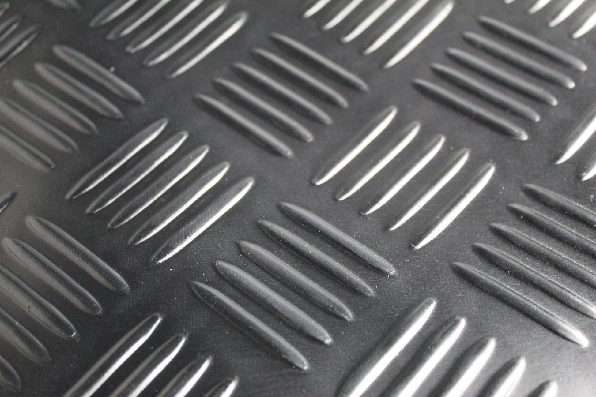 New Heavy Duty Non-Slip Rubber Matting Doghealth