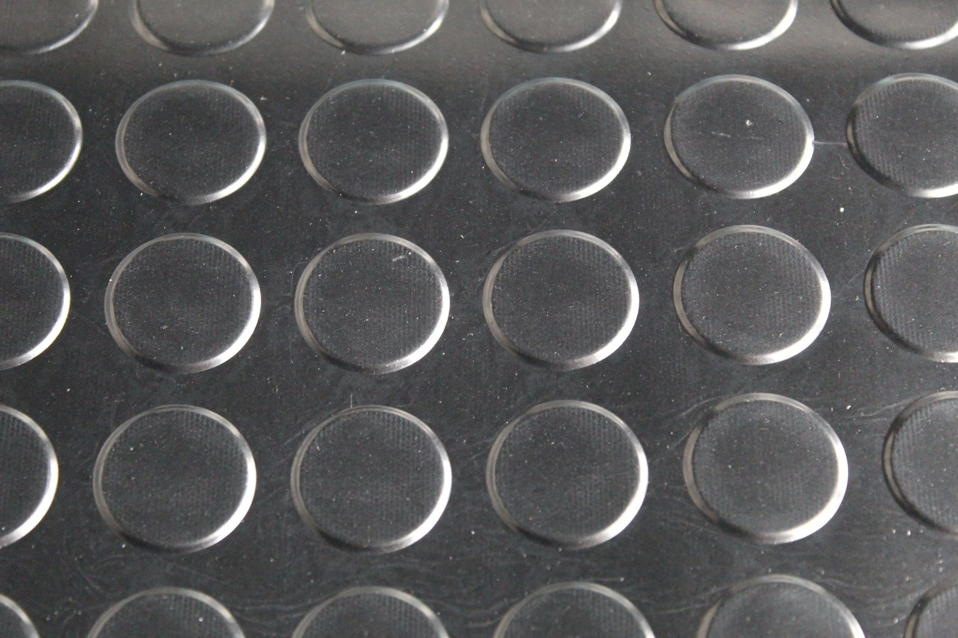 New Heavy Duty Non-Slip Rubber Matting Doghealth